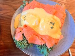 烟熏三文鱼班尼迪蛋-Money Shops(愚园路店)