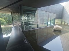 -知美术馆