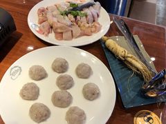 -千岛蚝高压锅生蚝·人参火锅(白云万达店)