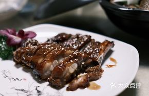 Black Pepper Braised Pork Ribs