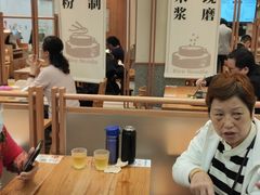 大堂-小满手工粉(上海品尊国际店)