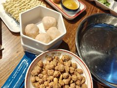 -阿润打边炉·鲜切鸡煲(华漕店)