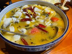 招牌老坛酸菜鱼-厨道重庆菜馆(鸳鸯店)