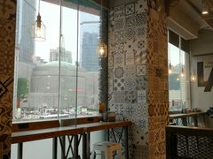 靠窗位-卡乐星(美罗城店)