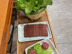 -周记潮汕牛肉·小龙虾烧烤(九亭金地广场店)
