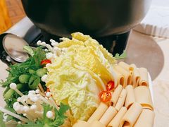 特色涮毛肚-金太阳海鲜烧烤·本地人餐厅(星海公园店)