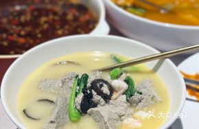 Shredded Chicken and Tofu Soup