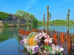 -茅山东方盐湖城景区