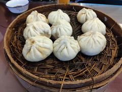 御膳肉包-草包包子铺1937(普利街店)