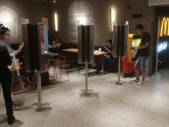 -麦当劳(中山公园龙之梦店)