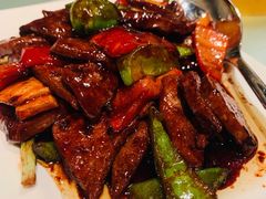 酱爆猪肝-东方明珠老上海8号餐厅