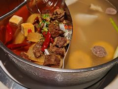 -左庭右院鲜牛肉火锅(浦江欢乐颂店)