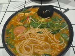 -肥汁米蘭香港米线(长宁来福士店)