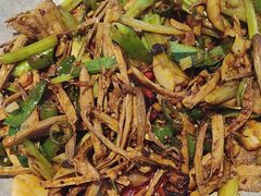 -路边边.炒菜烧烤.音乐餐厅(良乡长虹店)