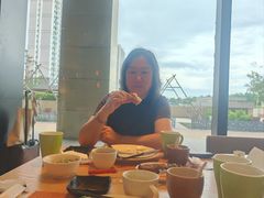 -松咖啡自助餐厅·松北香格里拉