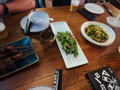 -爱啤精酿·民谣酒馆(滨江店)