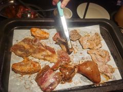 烤肉-钱小奴海鲜自助黑金店(杭州滨江龙湖店)
