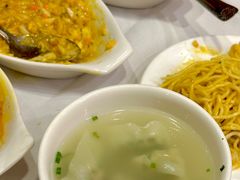 蟹肉小馄饨-新光酒家方亮蟹宴(黄浦店)