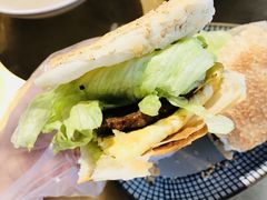 猪扒蛋烧饼-桃园眷村(万象天地店)