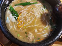 -勺子米线·云南传统小吃市集(四方街店)