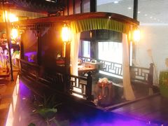 -佬麻雀·新湘菜(珠海金发购物中心店)