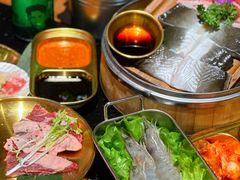 -何发发和牛烧肉·鳗鱼榴莲放题自助(乐峰广场店)