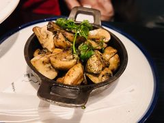 黑松露蘑菇-C&R西班牙餐厅