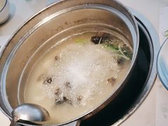 -三个椰子·现砍椰子鸡(金源CBD店)