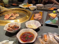 -铭牛烧肉·和牛海鲜自助(高新月牙湖店)