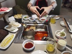 -海底捞火锅(新松江路店)