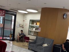 -雅悦齿科(顾村公园店)