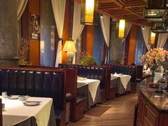 -八府香鸭·啫啫煲(华山路店)