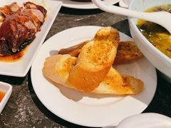 -港丽餐厅(高德置地店)