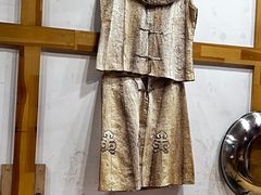 -锅老头海鲜铁锅炖