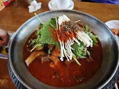 -喇喇排骨火锅·传统韩式脊骨汤(望京西园总店)