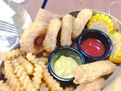 小吃拼盘-魏斯理汉堡(西安沣东吾悦店)