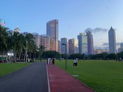-万绿园