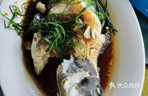 Steamed Tiger Grouper with Seafood