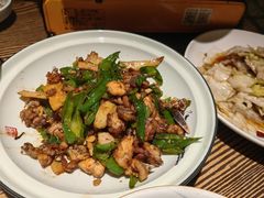 -佬湘楼·27年湘菜(天河都市广场店)