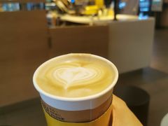 热拿铁-麦当劳(海岸城店)