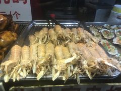 -吴山路夜市