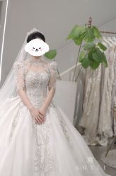 -艾米丽婚纱礼服