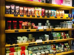 零售区-星巴克(杭州嘉里中心4F店)
