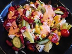 -悦享绿山墙西餐厅