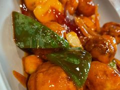菠萝咕咾肉-新世界餐厅(万达店)