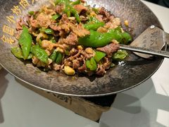 -费大厨辣椒炒肉(高铁吾悦广场店)