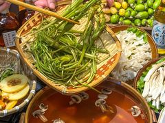 -阿山卓·野生菌火锅·纳西火塘烤肉