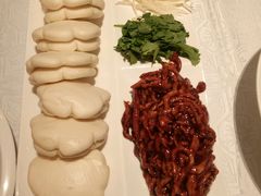 京酱肉丝夹-北李妈妈菜·海肠捞饭(高新万达店)