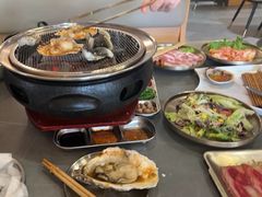 -围炉肉舍•炭烤活鳗•丹东海鲜烤肉(步行街店)