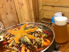 -老东镇啤酒屋海鲜加工·蒸汽海鲜·海鲜烧烤(台东店)